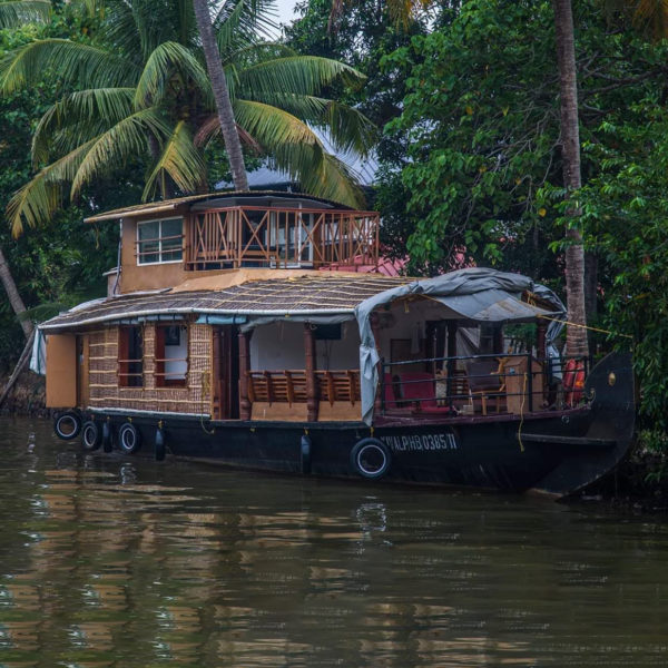 Stay at a trraditonal Kerala Kettuvallom - houseboat stay.